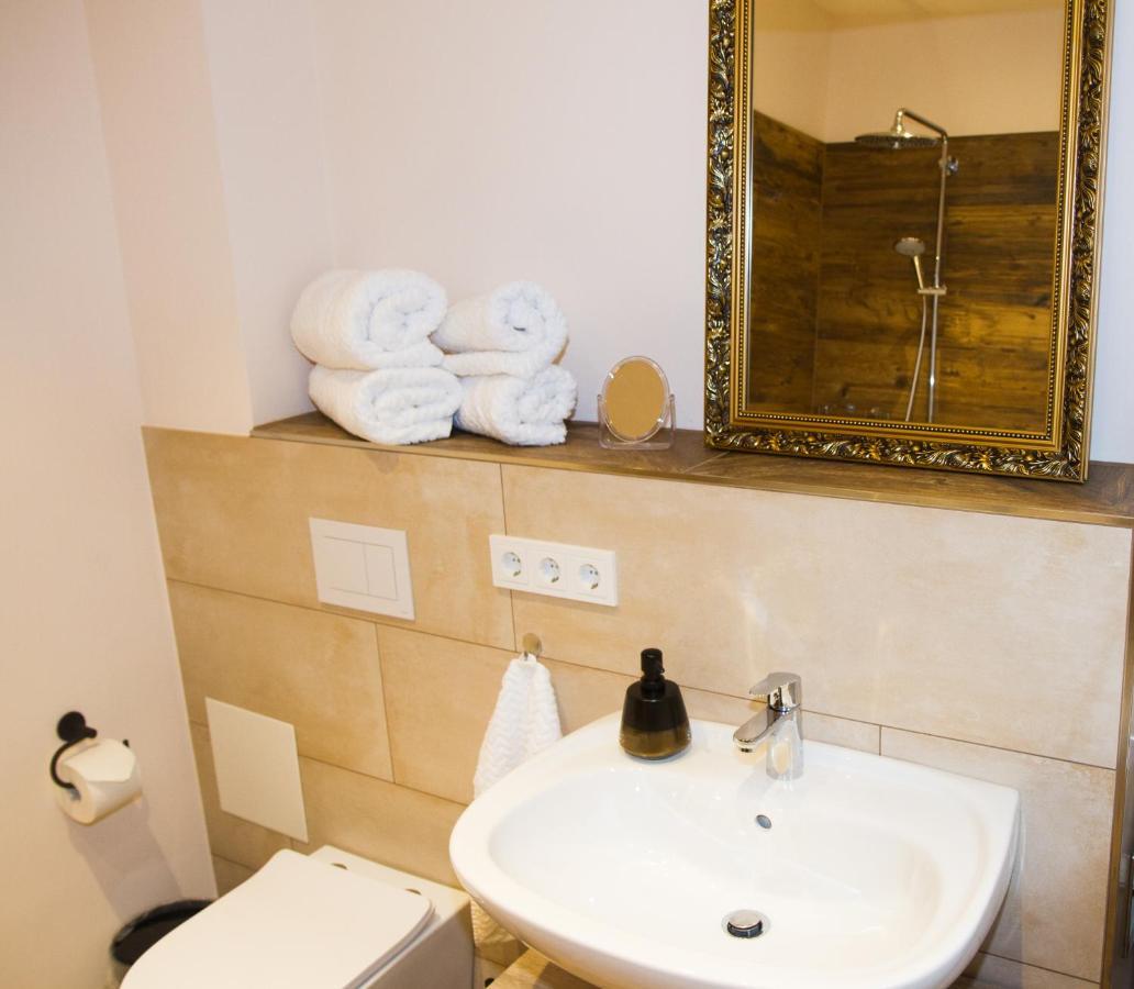 Apartment White Der Sportschule Badura Leipzig Ngoại thất bức ảnh